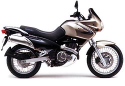 Suzuki XF650 Freewind